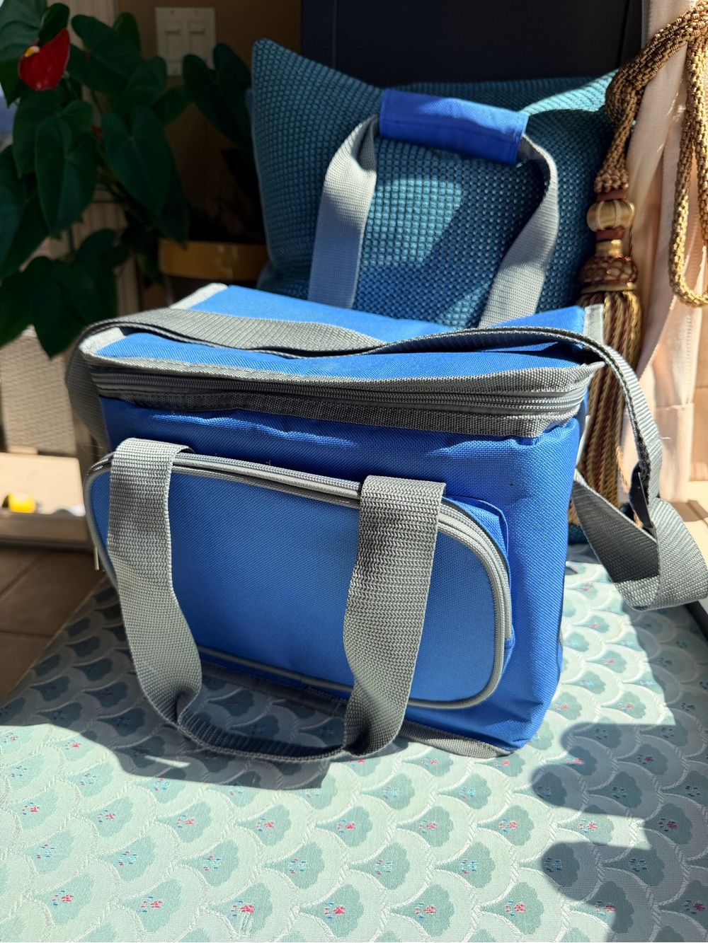 Tail Blue Cooler Tote with Gray Straps
